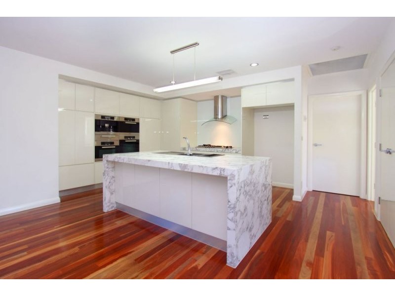 2 Dannenberg Street, Carseldine QLD 4034