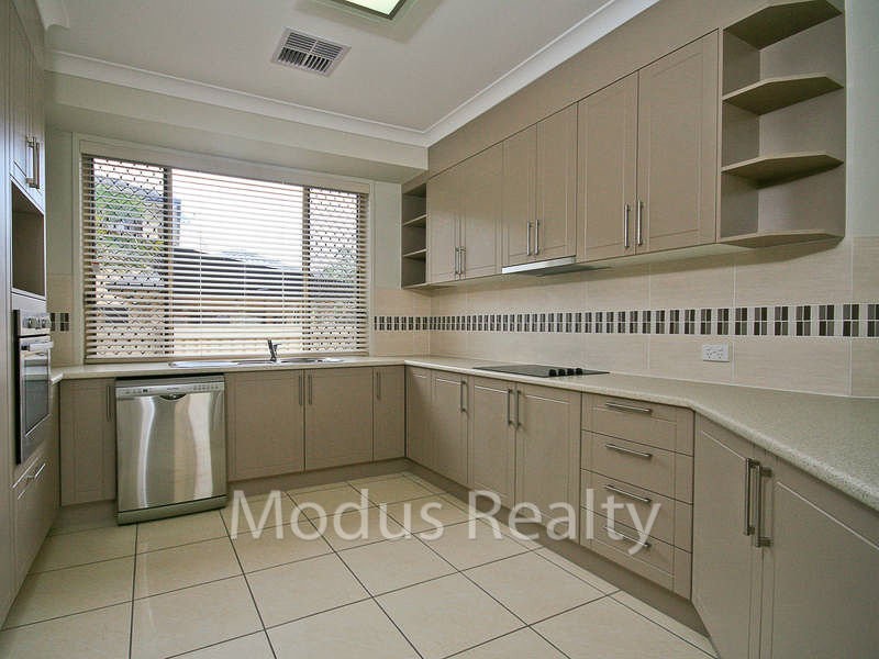 27 Riverside Terrace, Windaroo QLD 4207