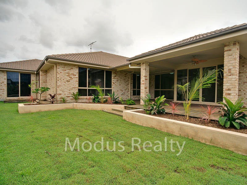 27 Riverside Terrace, Windaroo QLD 4207