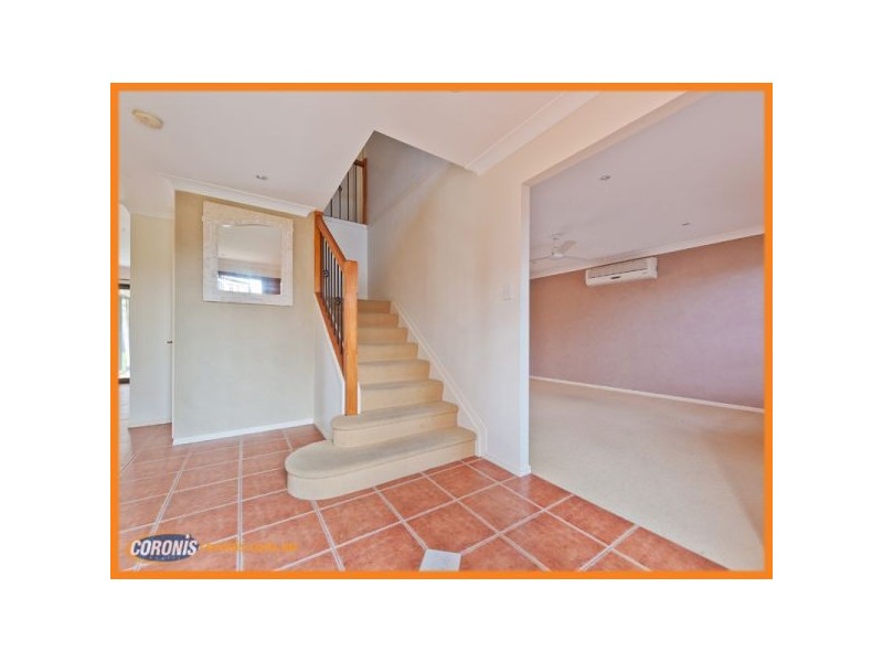 5 Riverside Terrace, Windaroo QLD 4207