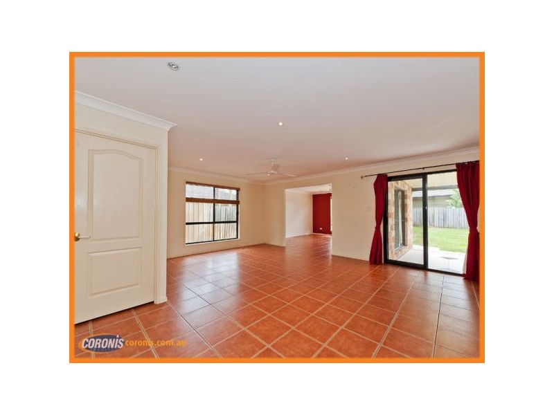 5 Riverside Terrace, Windaroo QLD 4207