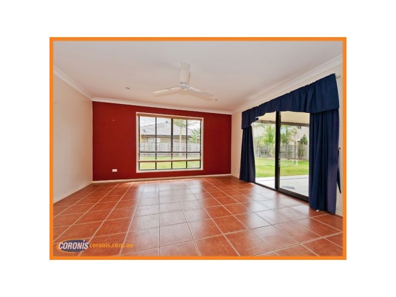 5 Riverside Terrace, Windaroo QLD 4207