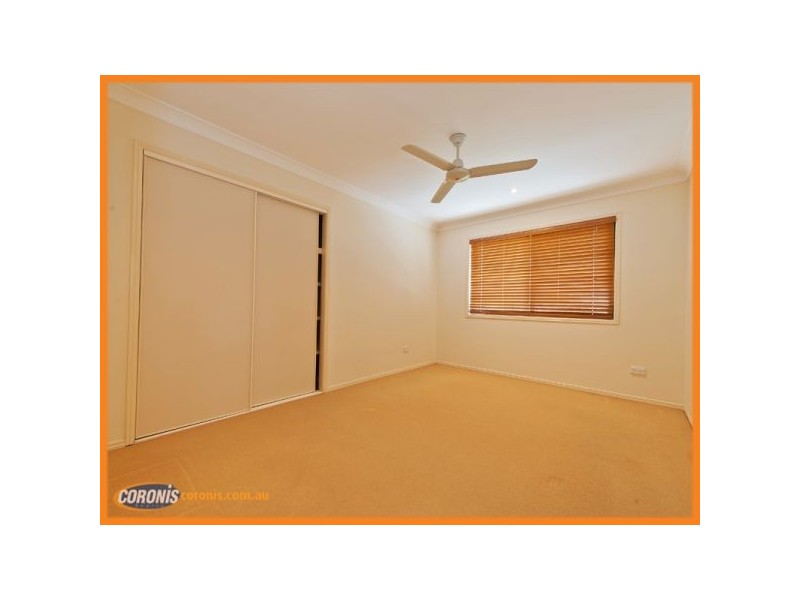 5 Riverside Terrace, Windaroo QLD 4207