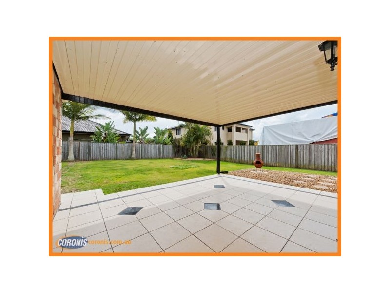 5 Riverside Terrace, Windaroo QLD 4207