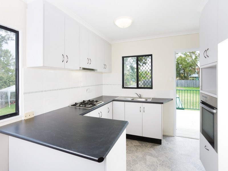 32 Douglas Street, Woodridge QLD 4114