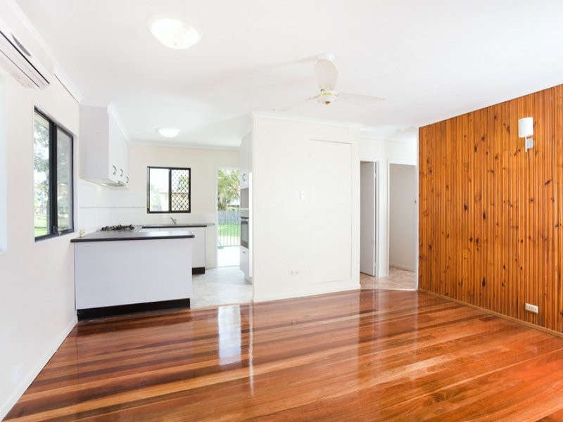 32 Douglas Street, Woodridge QLD 4114