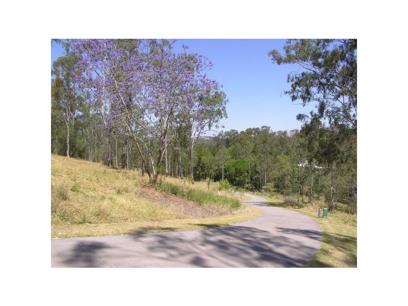 35 Winrock Street, Brookfield QLD 4069