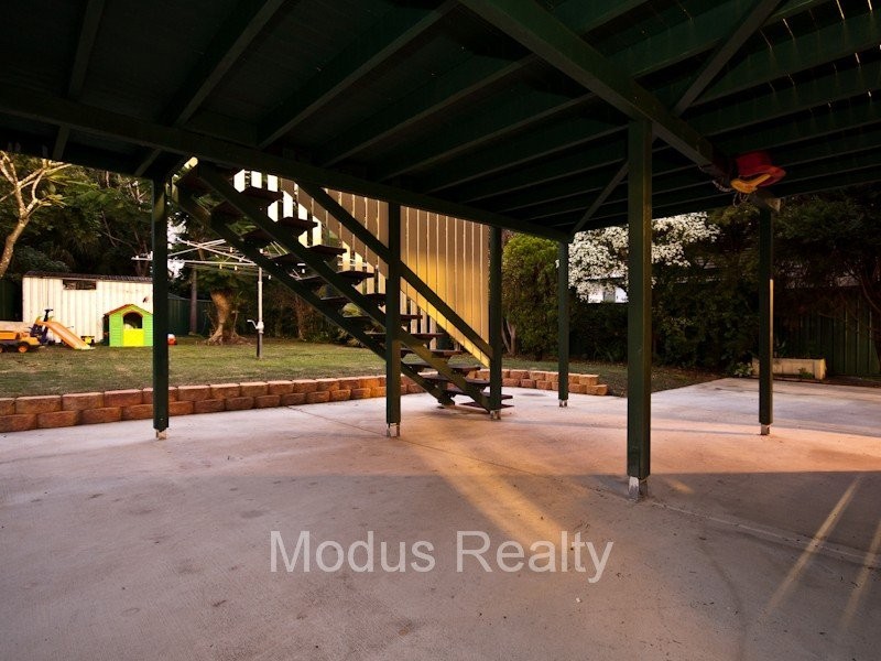 12 Myra Street, Kingston QLD 4114