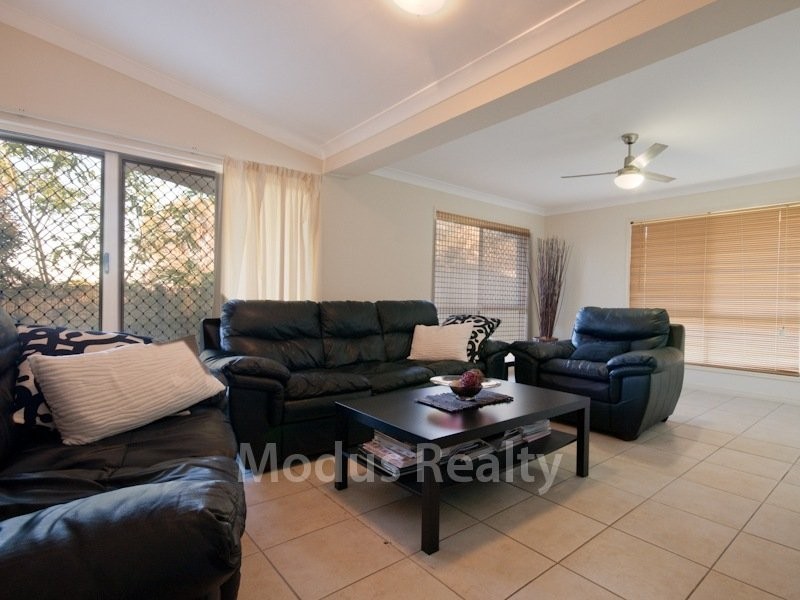 Edens Landing QLD 4207