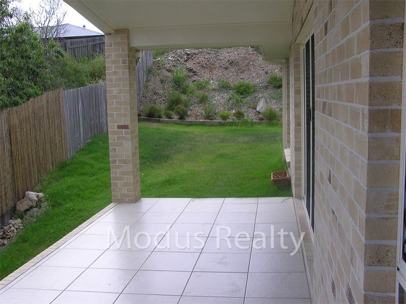 Edens Landing QLD 4207