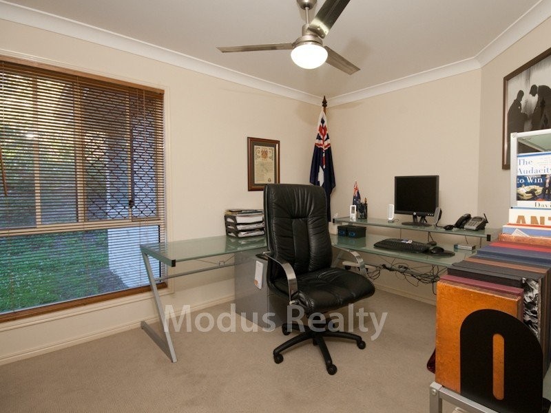 Edens Landing QLD 4207