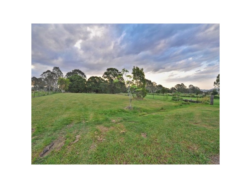 59 Danyenah Street, Loganholme QLD 4129