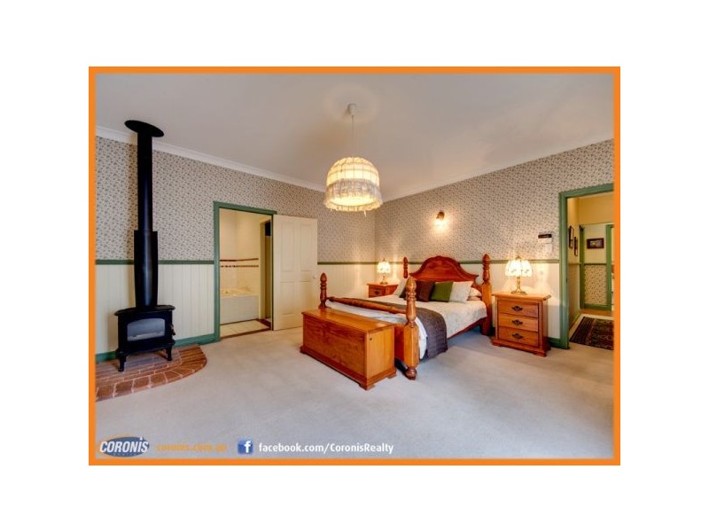 13 Pine Bark Court, Albany Creek QLD 4035