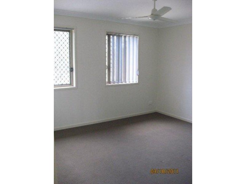 2/2 Michaels Promenade, Coomera QLD 4209
