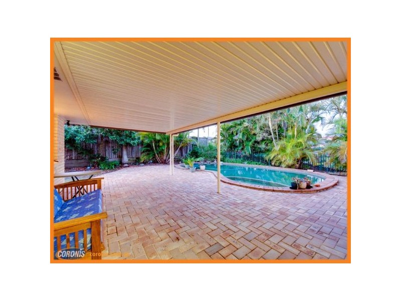 20 Mareeba Court, Arana Hills QLD 4054