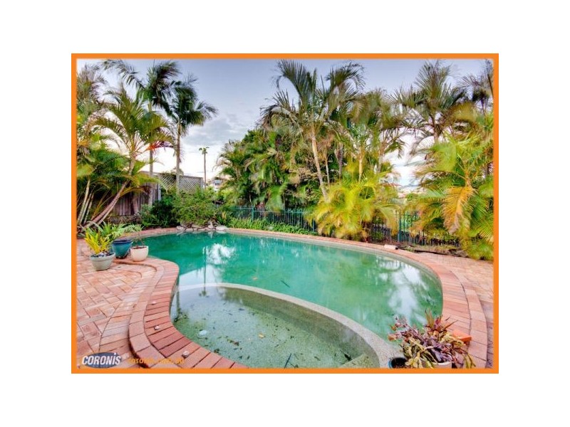 20 Mareeba Court, Arana Hills QLD 4054