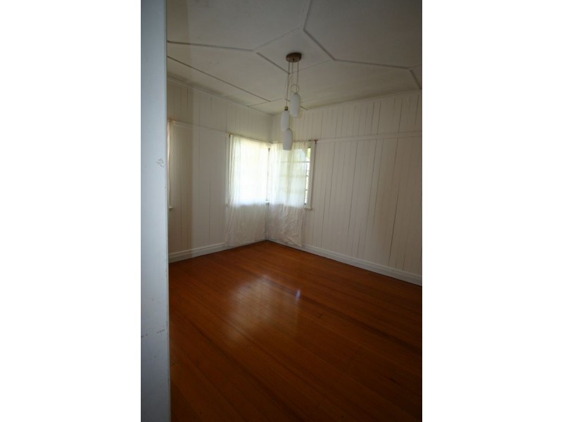 11 Gort Crescent, Stafford QLD 4053