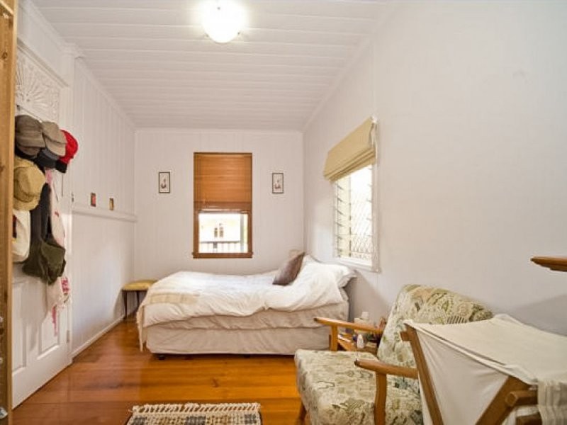 18 Vale Street, Kelvin Grove QLD 4059
