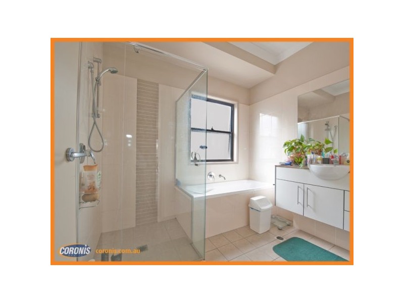 86/19 Santa Barbara Road, Hope Island QLD 4212