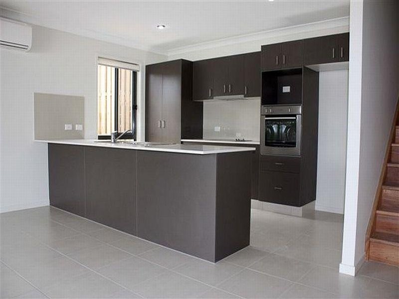 1/10 Kaplan Street, Oxenford QLD 4210