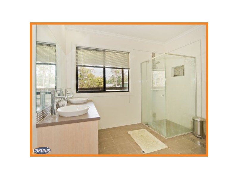 20 Reed Place, Maudsland QLD 4210