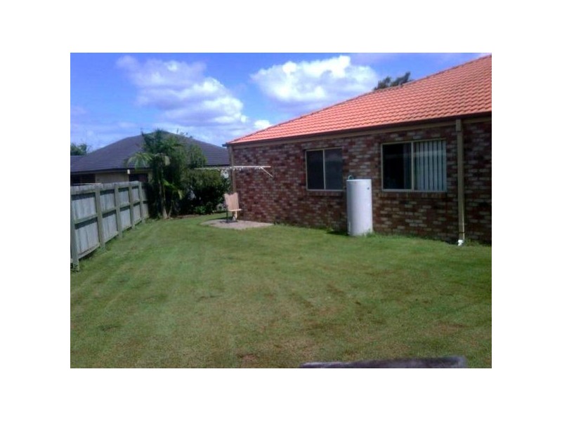 18 Mada Drv, Upper Coomera QLD 4209