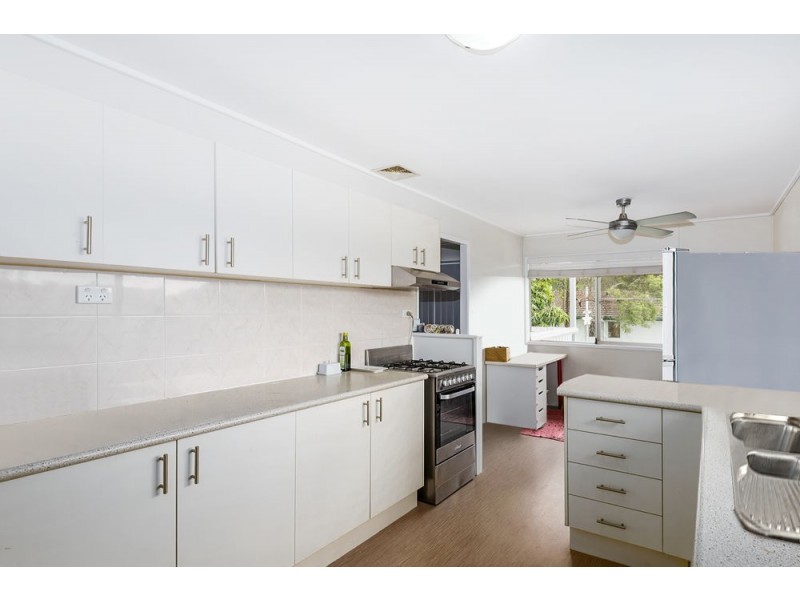 15 Tonlegee Street, Ferny Grove QLD 4055