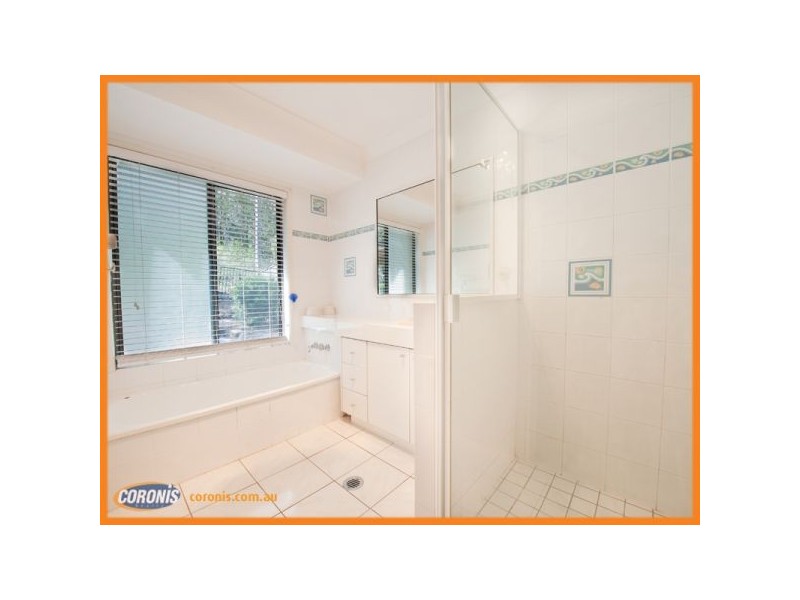 6 Coot Place, Rochedale South QLD 4123