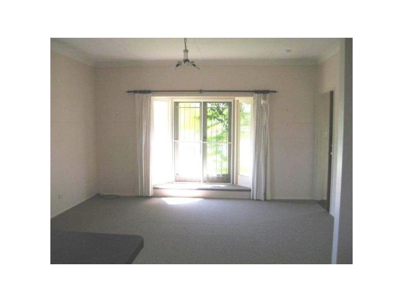 10 Sturgeon Street, Redcliffe QLD 4020