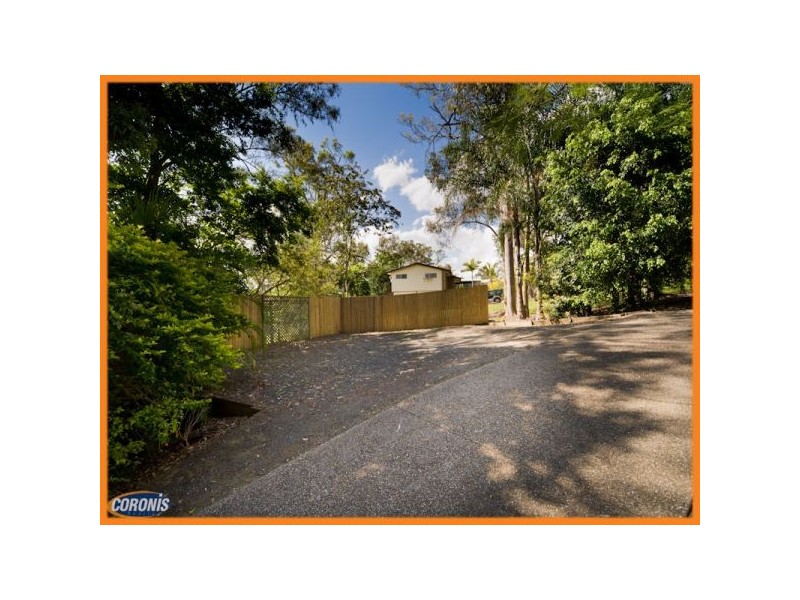6 Lisa Court, Bellbird Park QLD 4300