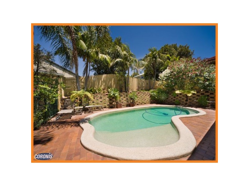 8 Benetti Close, Belmont QLD 4153