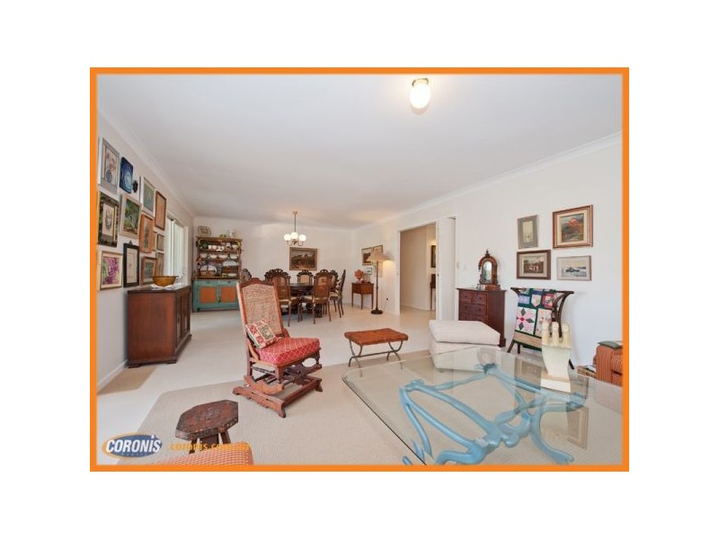 100 Salerno Street, Isle Of Capri QLD 4217