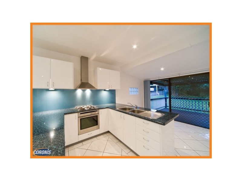 243 Kitchener Road, Stafford Heights QLD 4053