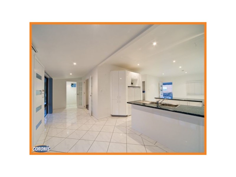 243 Kitchener Road, Stafford Heights QLD 4053