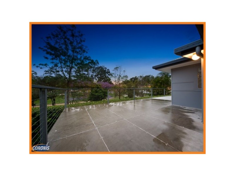 243 Kitchener Road, Stafford Heights QLD 4053