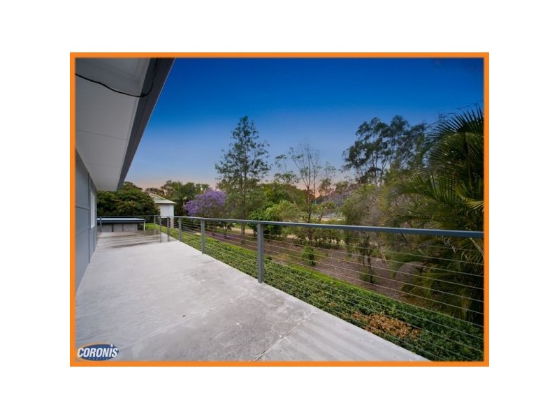 243 Kitchener Road, Stafford Heights QLD 4053