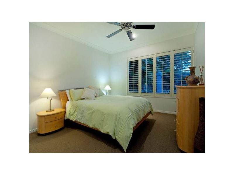 34 Chindrina Street, Hope Island QLD 4212