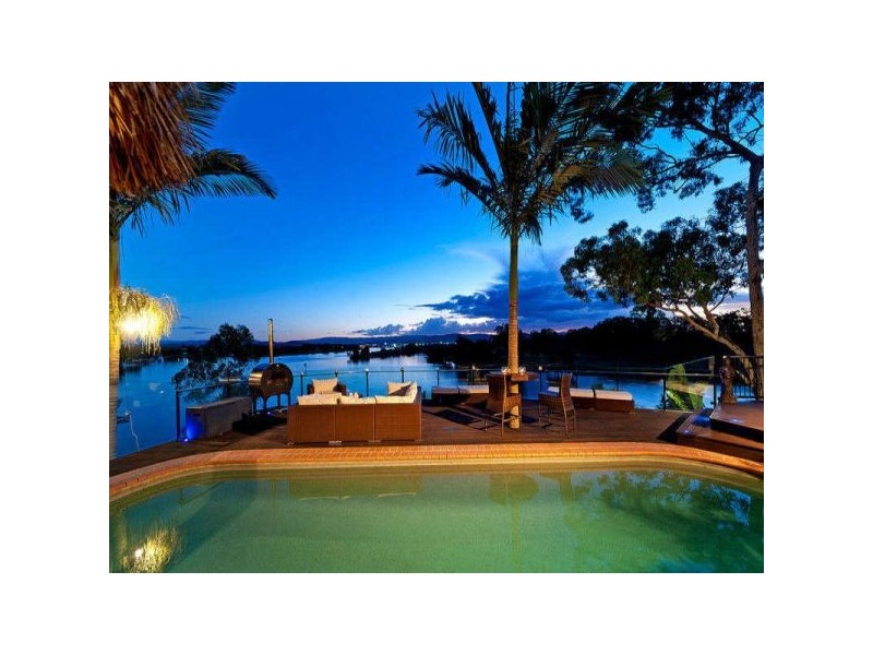 34 Chindrina Street, Hope Island QLD 4212