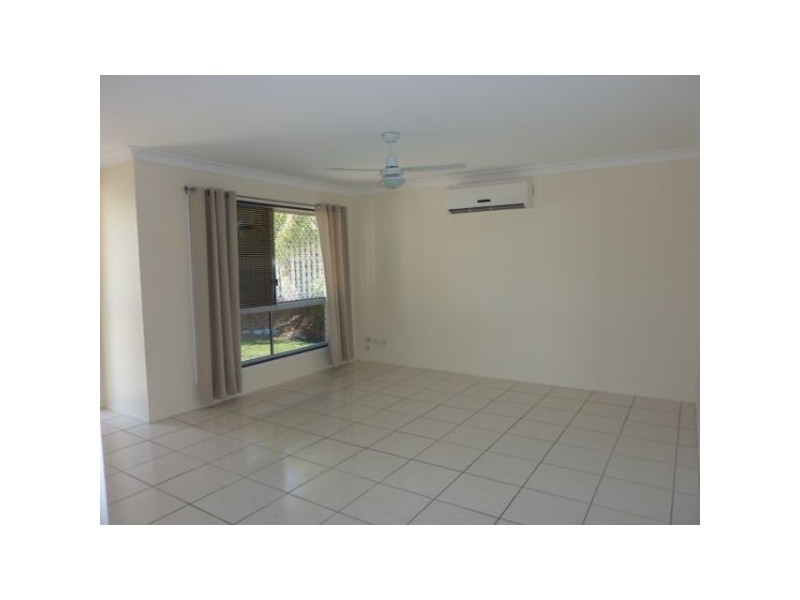 138 High Road, Waterford QLD 4133