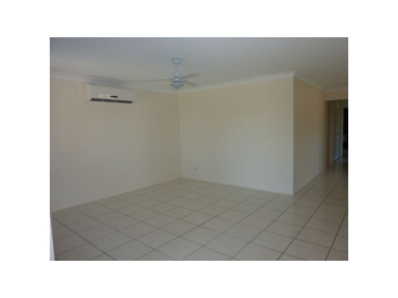 138 High Road, Waterford QLD 4133