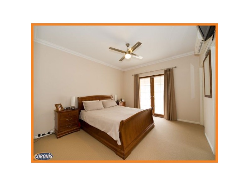 15 Rougham Street, Windsor QLD 4030
