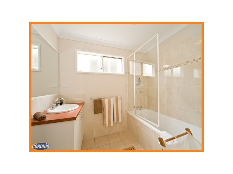 15 Rougham Street, Windsor QLD 4030