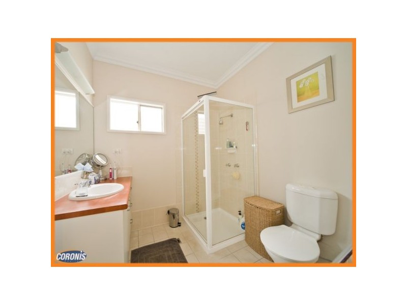 15 Rougham Street, Windsor QLD 4030