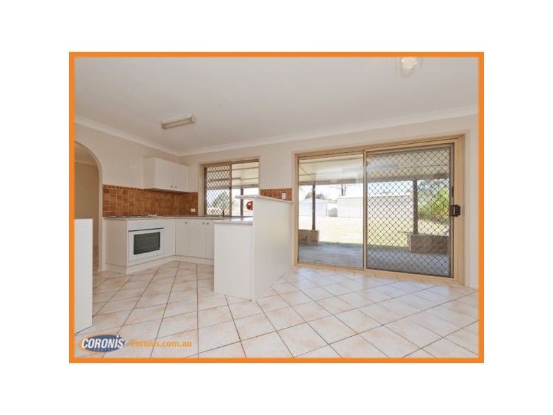 11 Sales Street, Jimboomba QLD 4280
