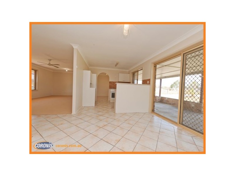11 Sales Street, Jimboomba QLD 4280