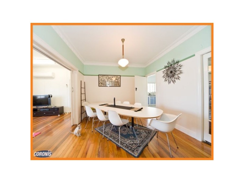 163 Cracknell Road, Tarragindi QLD 4121