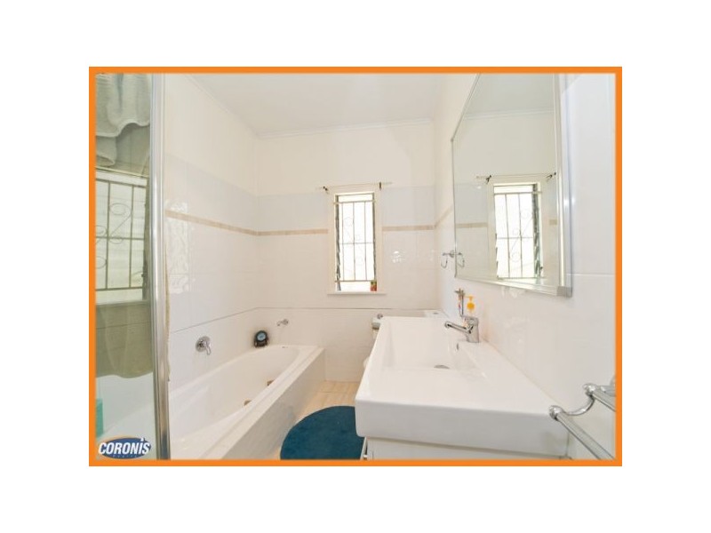 163 Cracknell Road, Tarragindi QLD 4121