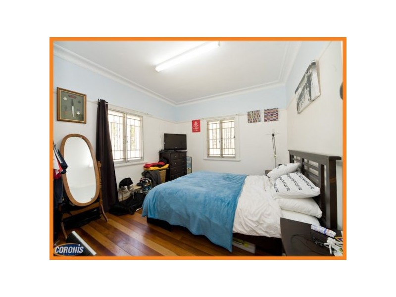 163 Cracknell Road, Tarragindi QLD 4121