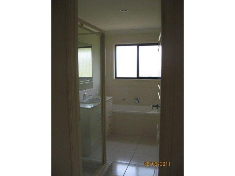 1 Lim Court, Upper Coomera QLD 4209