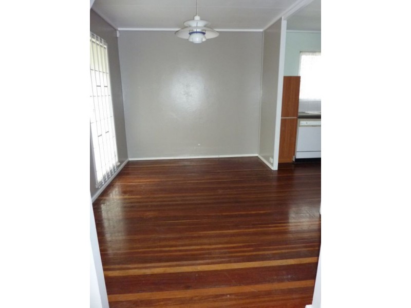 35 King Street, Kingston QLD 4114